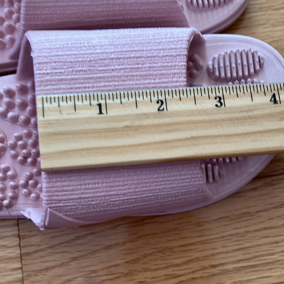 Pink Acupressure Sandals - Picture 9 of 10